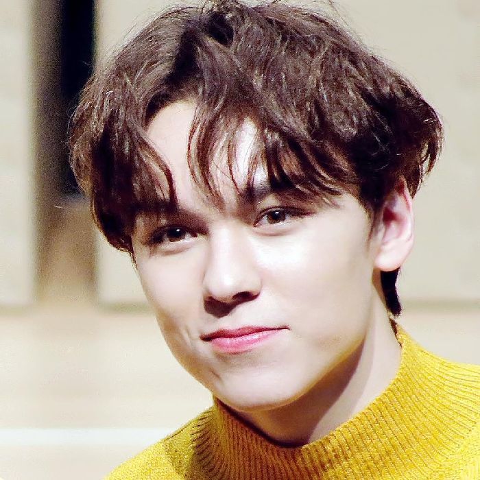 T m joy. Вернон севентин пресс. Seventeen Vernon friend Rapper.